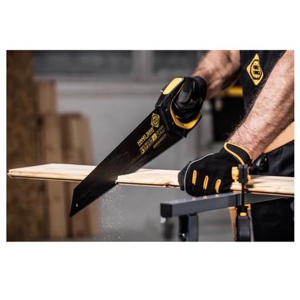 FORTE Tools Fuchsschwanz in schwarz, 55 cm 9 TPI Premium Säge, klassische Handsäge mit ergonomischem Gummigriff, Säge für Holz, Kunststoff, etc., mit 3-kant Verzahnung Made in Sweden ( 000051083340 ) - Toolbrothers
